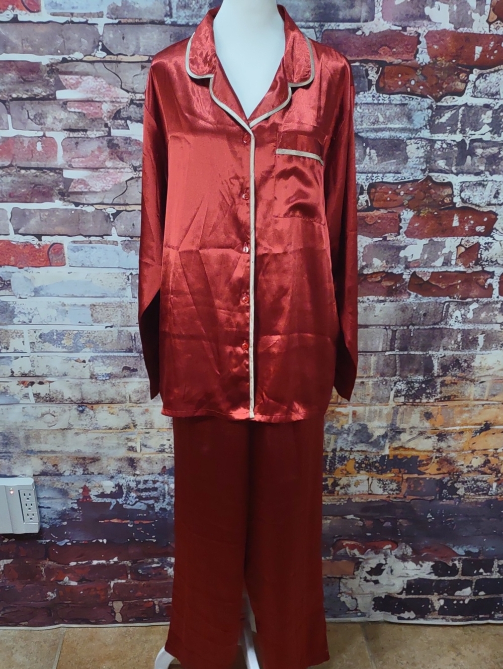 Secret Treasures Persimmon Red Satin Pajama Set